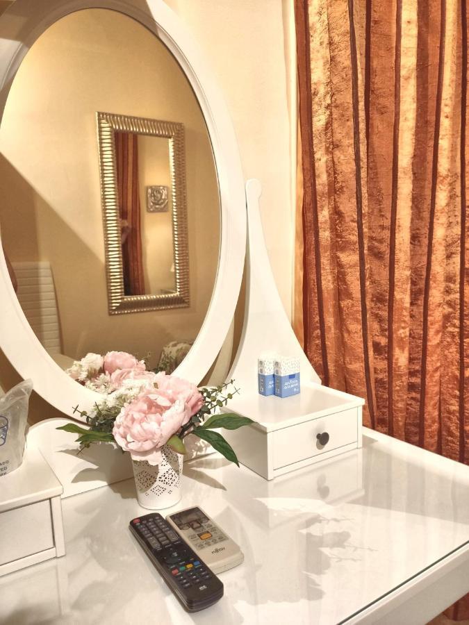 Hostal Orleans Βαρκελώνη Εξωτερικό φωτογραφία