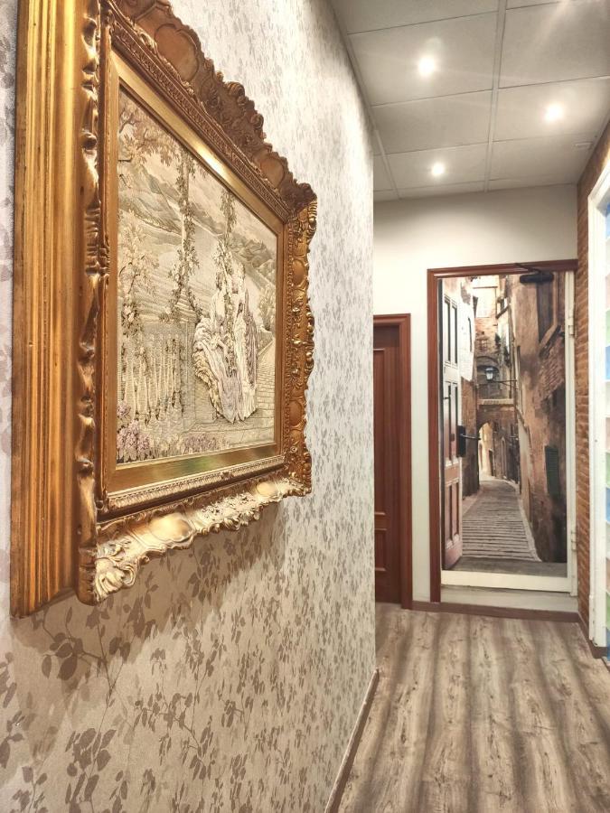 Hostal Orleans Βαρκελώνη Εξωτερικό φωτογραφία