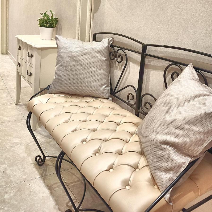 Hostal Orleans Βαρκελώνη Εξωτερικό φωτογραφία