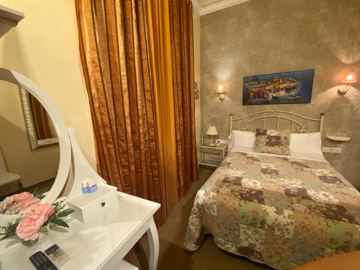 Hostal Orleans Βαρκελώνη Εξωτερικό φωτογραφία