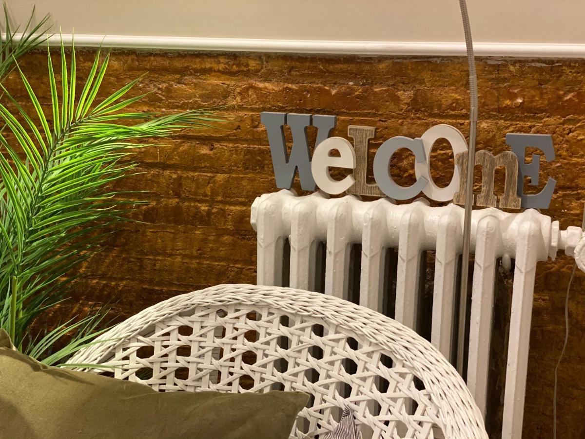 Hostal Orleans Βαρκελώνη Εξωτερικό φωτογραφία