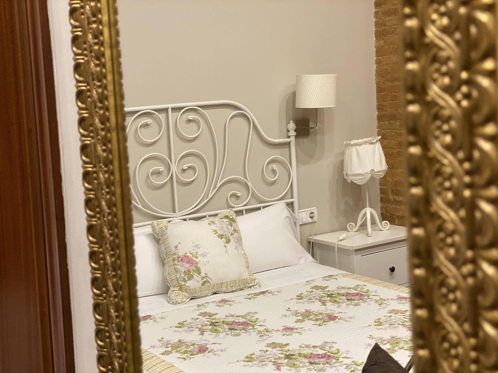 Hostal Orleans Βαρκελώνη Εξωτερικό φωτογραφία