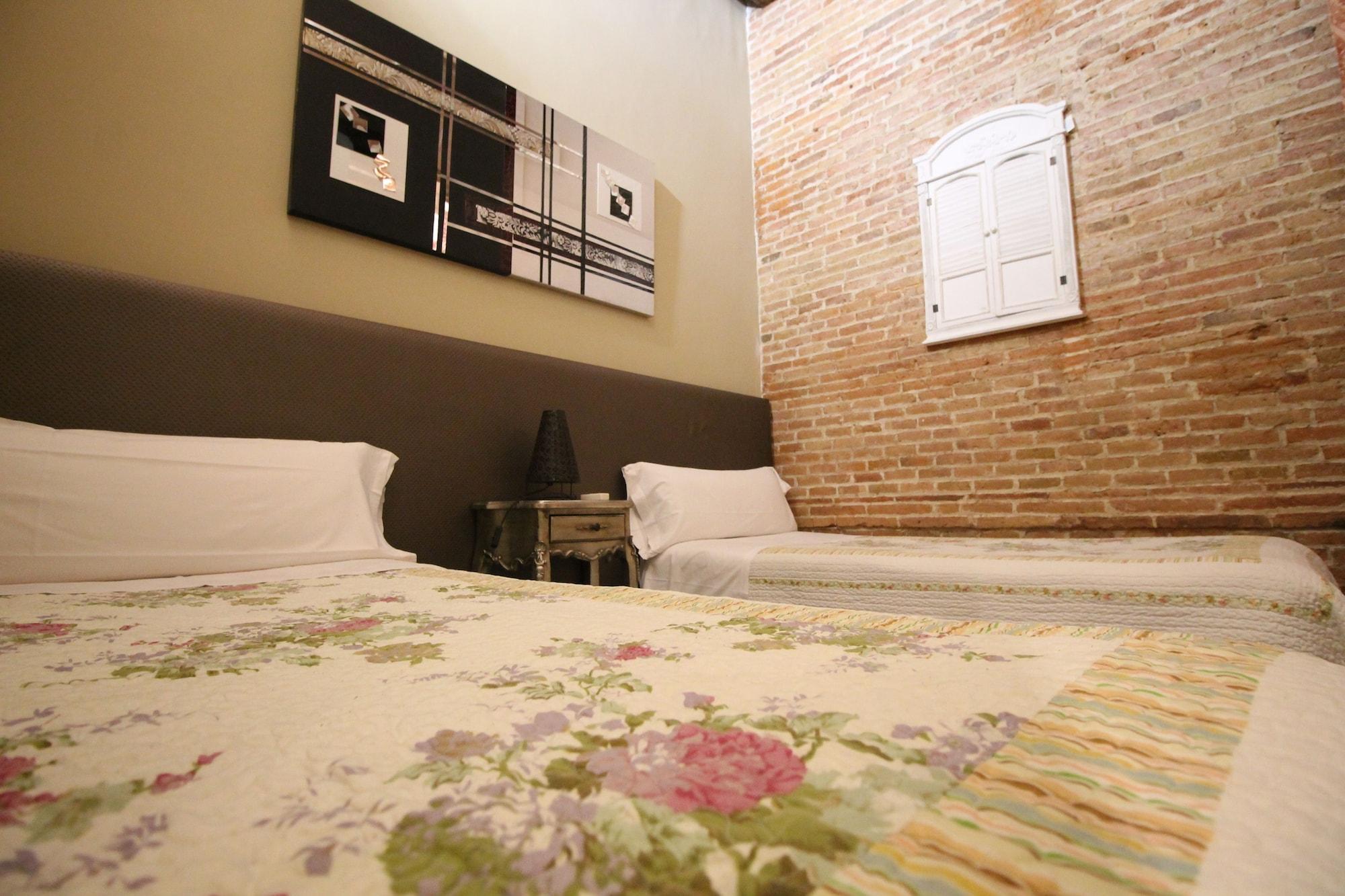 Hostal Orleans Βαρκελώνη Εξωτερικό φωτογραφία