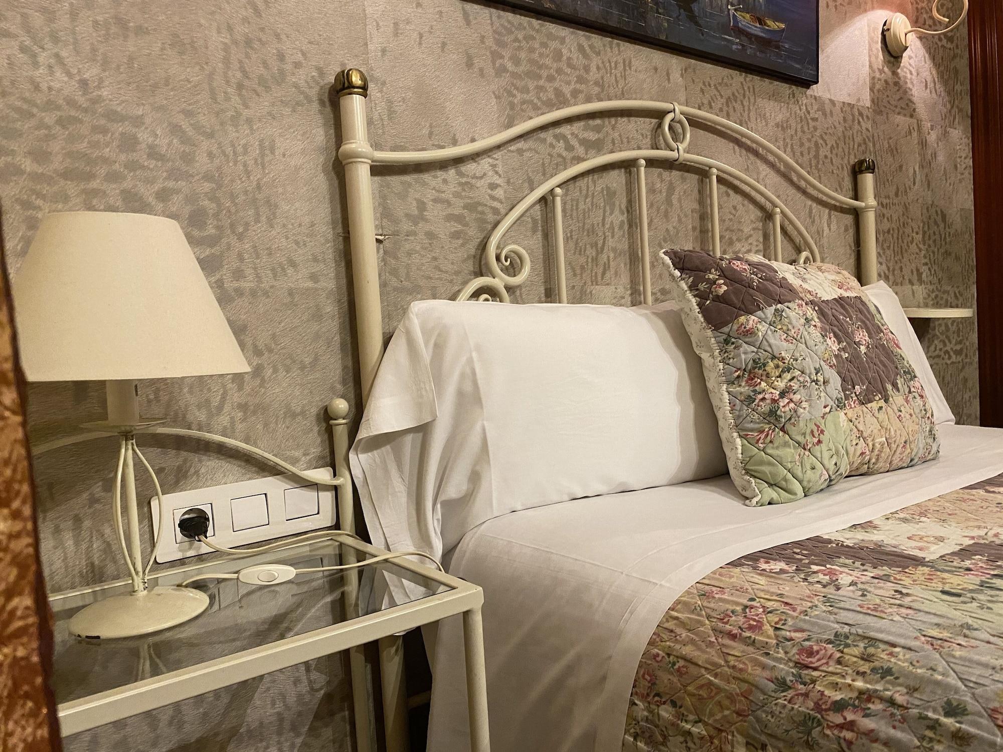 Hostal Orleans Βαρκελώνη Εξωτερικό φωτογραφία