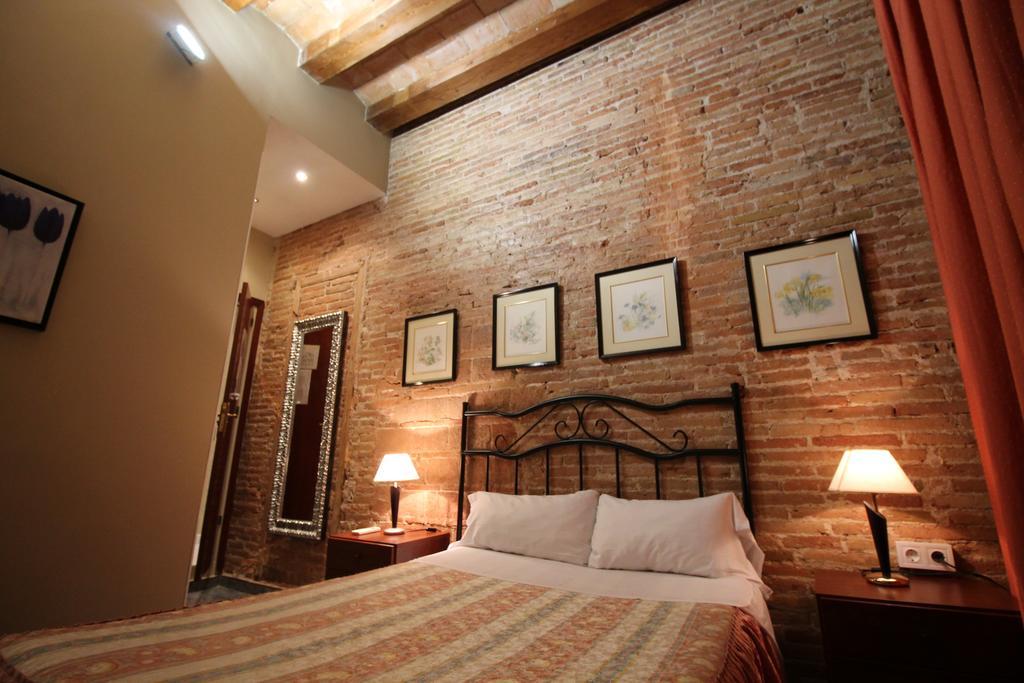 Hostal Orleans Βαρκελώνη Εξωτερικό φωτογραφία